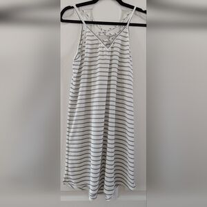 Lovely J Chic Striped Sleeveless Tunic in Gray and White